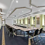 Diament Arsenal Palace Katowice - 4* Chorzow