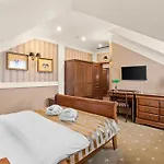Hotel Diament Arsenal Palace Katowice - Chorzow