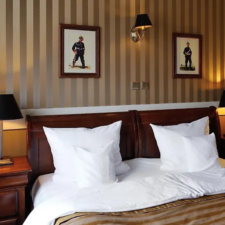 מלון Diament Arsenal Palace Katowice -