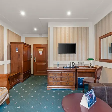 Hotel Diament Arsenal Palace Katowice - Chorzow