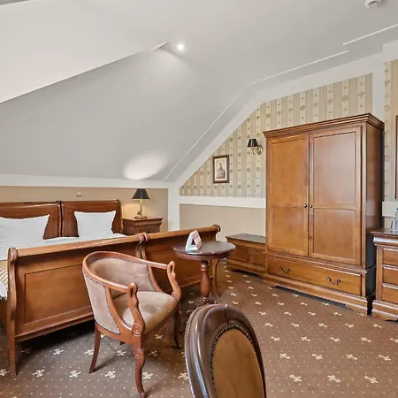 Diament Arsenal Palace Katowice - 4* Chorzow