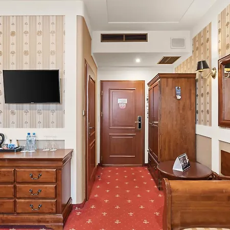 Diament Arsenal Palace Katowice - Hotel Chorzów