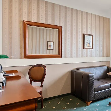 Diament Arsenal Palace Katowice - 4* Chorzow