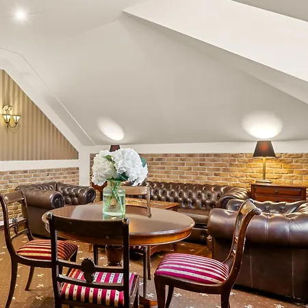 Diament Arsenal Palace Katowice - Hotel