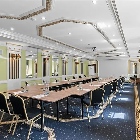 Diament Arsenal Palace Katowice - Hotel 4*