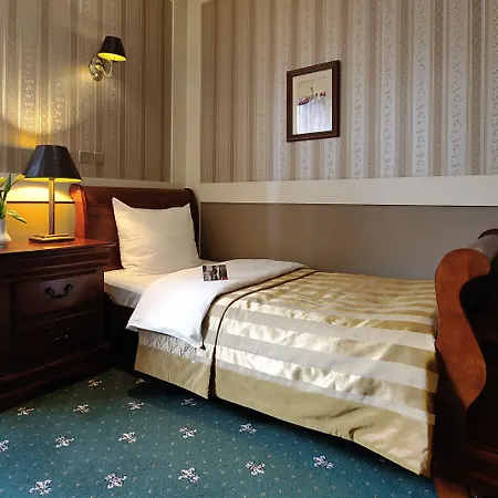 Diament Arsenal Palace Katowice - Hotel 4*