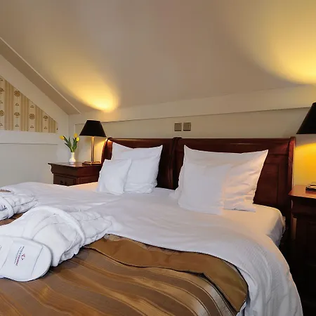 Diament Arsenal Palace Katowice - 4*