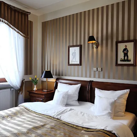 Diament Arsenal Palace Katowice - 4* Chorzów