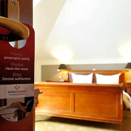 Diament Arsenal Palace Katowice -