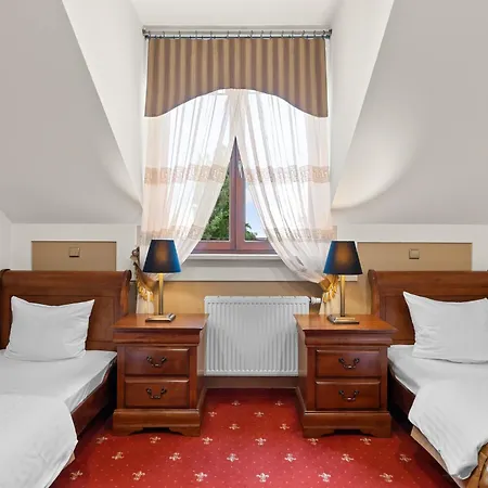 호텔 Diament Arsenal Palace Katowice - 4*