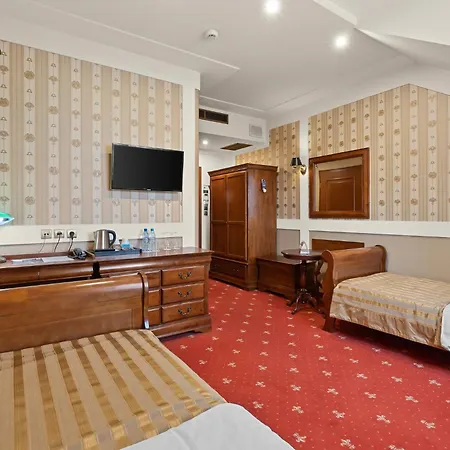 Diament Arsenal Palace Katowice - 초르조프