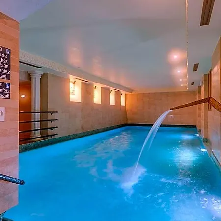 Hotel Diament Arsenal Palace Katowice - Chorzow