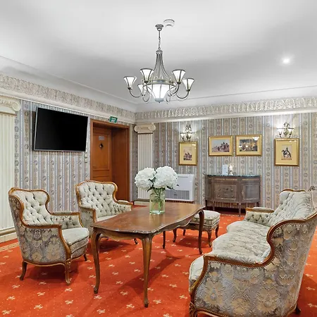 Diament Arsenal Palace Katowice - 4*