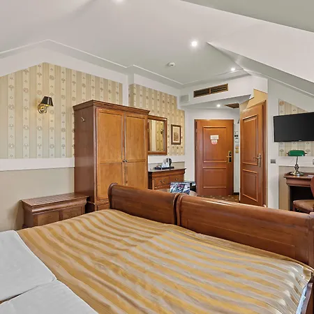 Diament Arsenal Palace Katowice - 4*