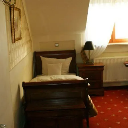 מלון Diament Arsenal Palace Katowice - שורזוב