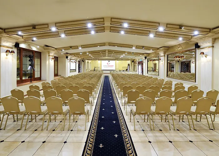 Diament Arsenal Palace Katowice - 초르조프