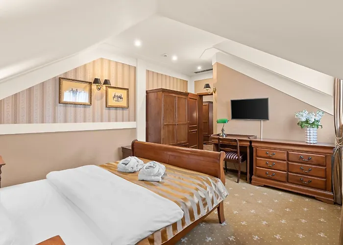 Hotel Diament Arsenal Palace Katowice - Chorzów