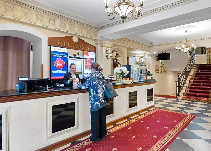 호텔 Diament Arsenal Palace Katowice -