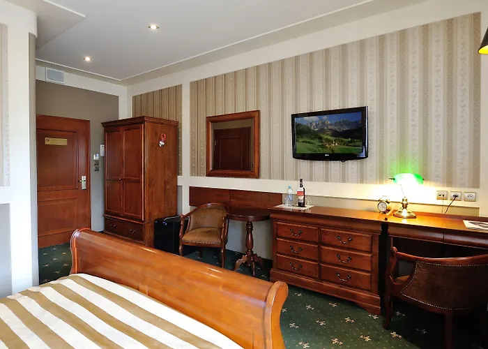 Diament Arsenal Palace Katowice - 초르조프